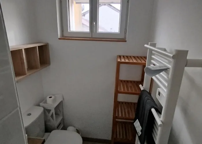 2e Etage Sans Ascenseur Lejlighed *